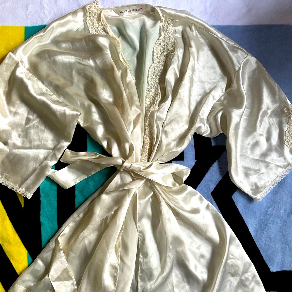 Victoria’s Secret Satin Polyester Robe